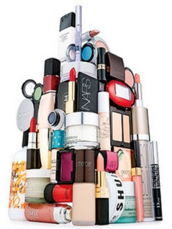 makeup-pile